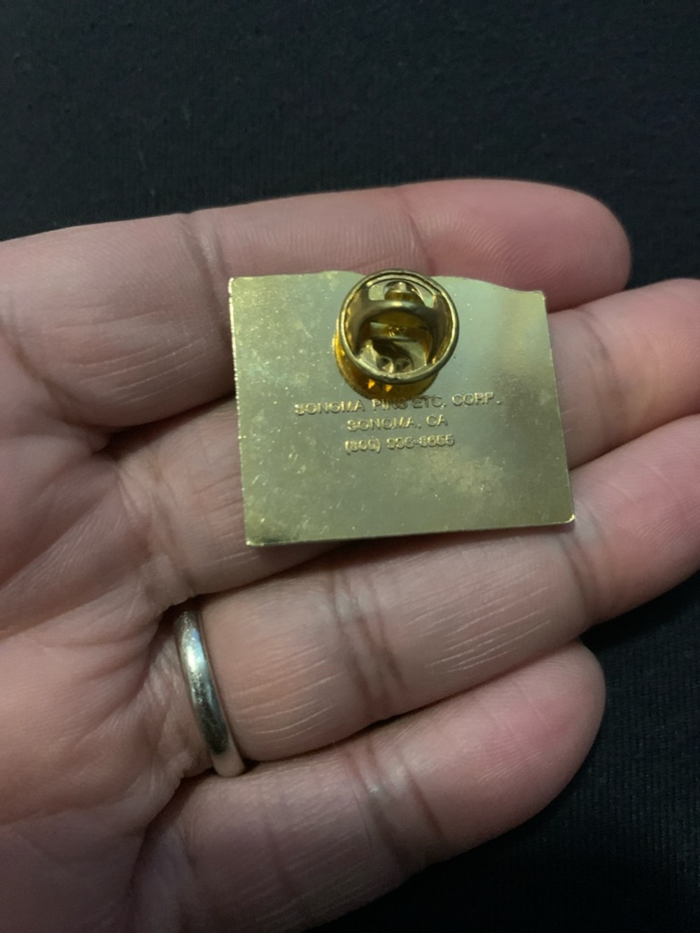 Vintage Marine Corps Reserve Toys for Tots Enamel Lapel Pin - Picture 3 of 3